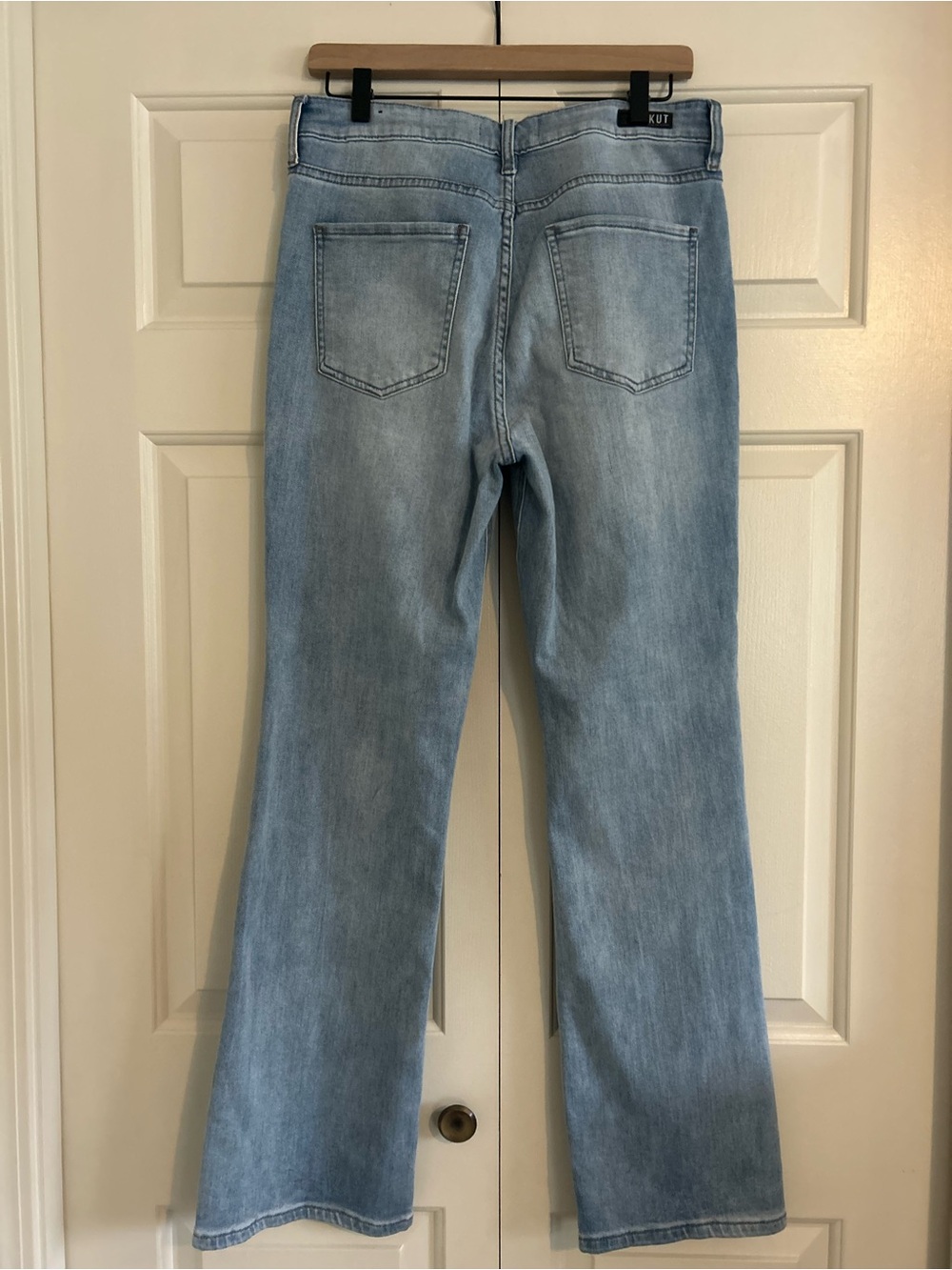 Kut from the Kloth Light Blue Wash High Rise Flare Jeans Kelsey Split Hem Sz 12 - Picture 8 of 13